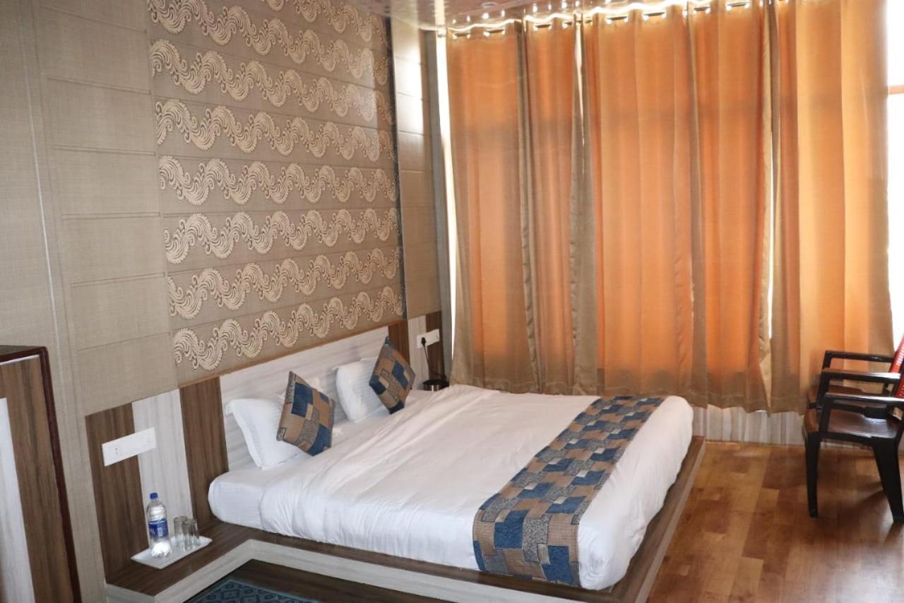 Sleeping Beauty Hotel Moutain View Property Joshīmath Dış mekan fotoğraf